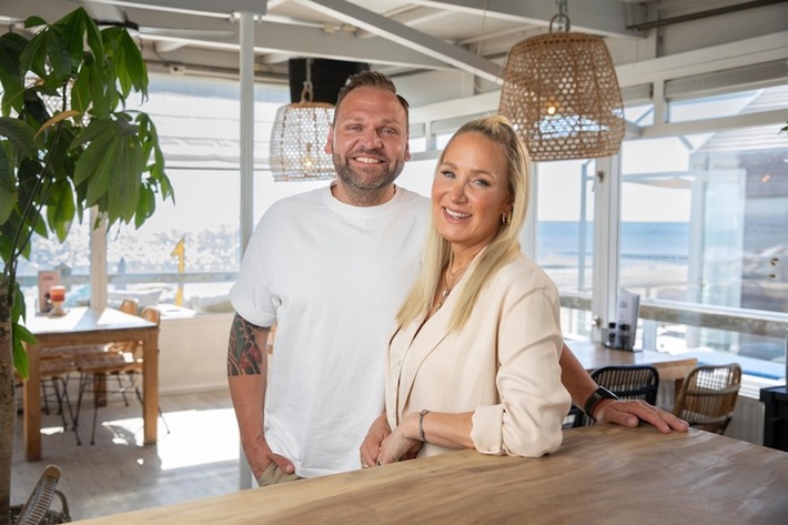 JIKOAII als “ Innovator des Jahres 2025″ ausgezeichnet – Janine Kunze und Steve Müller mischen den Markt für Nahrungsergänzung auf